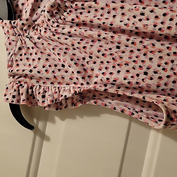 Top - Picture 3 of 4